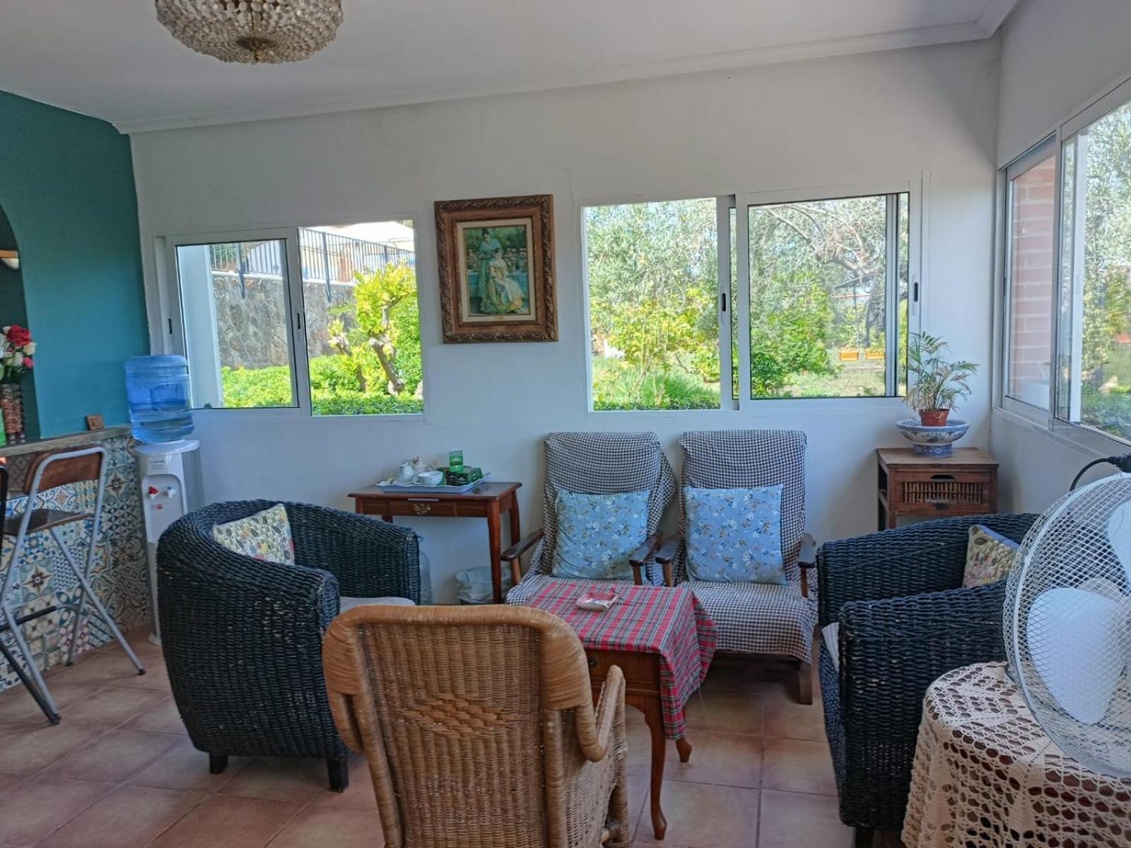 Bedroom With Private Bathroom And Two-Bedroom Family Suite In Quiet Forest Country House 80M2 Large Swimming Pool Music Town Lliria The Garden And Swimmingpool And Garden Are Shared 外观 照片