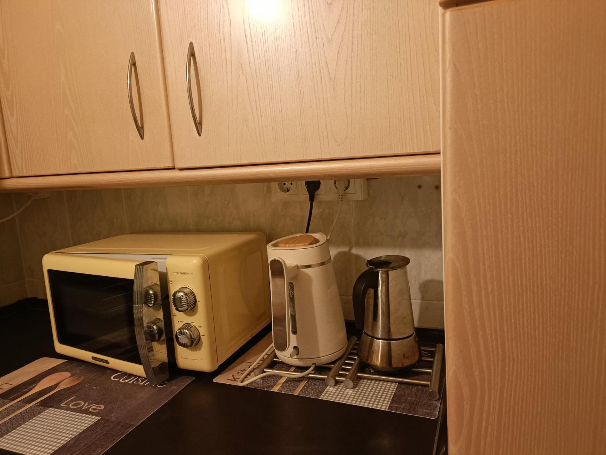 Bedroom With Private Bathroom And Two-Bedroom Family Suite In Quiet Forest Country House 80M2 Large Swimming Pool Music Town Lliria The Garden And Swimmingpool And Garden Are Shared 客房 照片